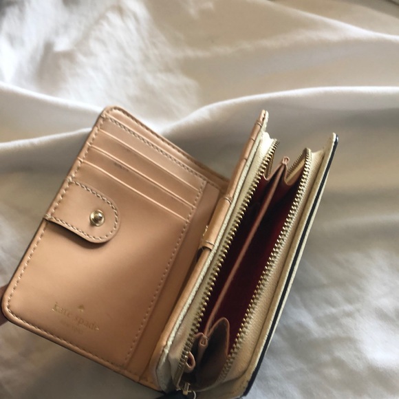 Kate Spade black and cream wallet - Picture 2 of 5